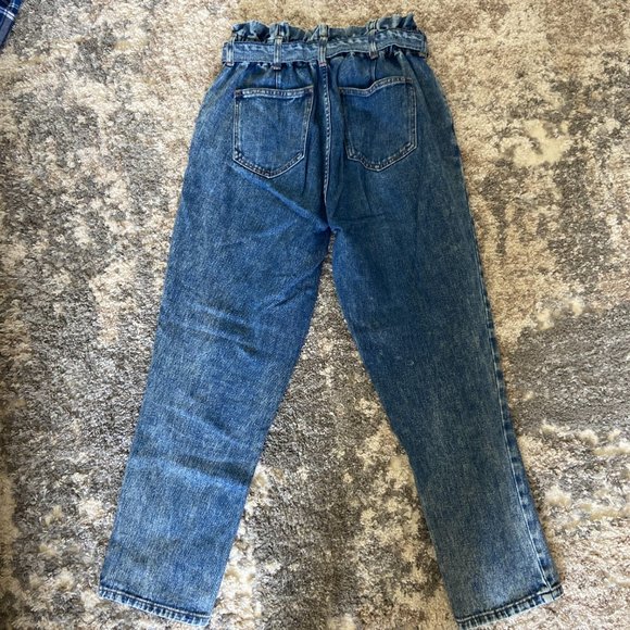 3/$15 PacSun High-Waisted Paper Bag Jeans - Picture 6 of 7